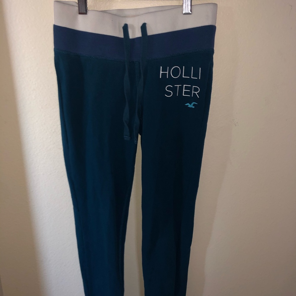 hollister joggers